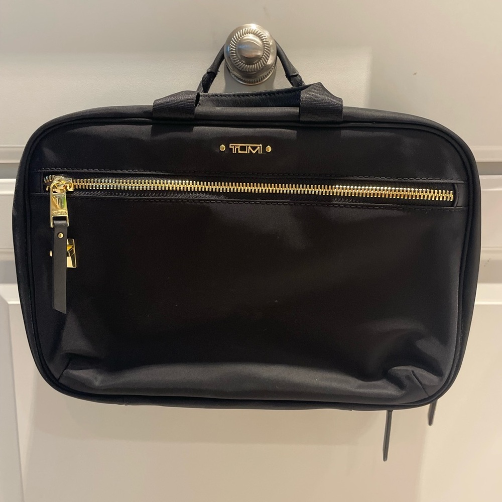 TUMI Voyageur Madeline Cosmetic Toiletry Organizer